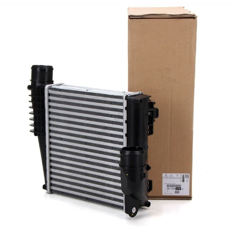Peugeot 3008 İntercooler Radyatörü PSA Orijinal 9675627980