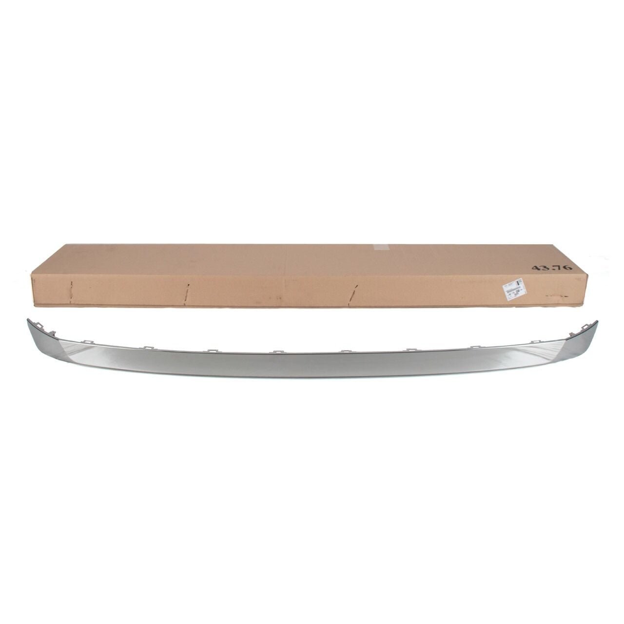 Peugeot 3008 P84 Arka Tampon Krom bandı Orijinal Psa 9811652180