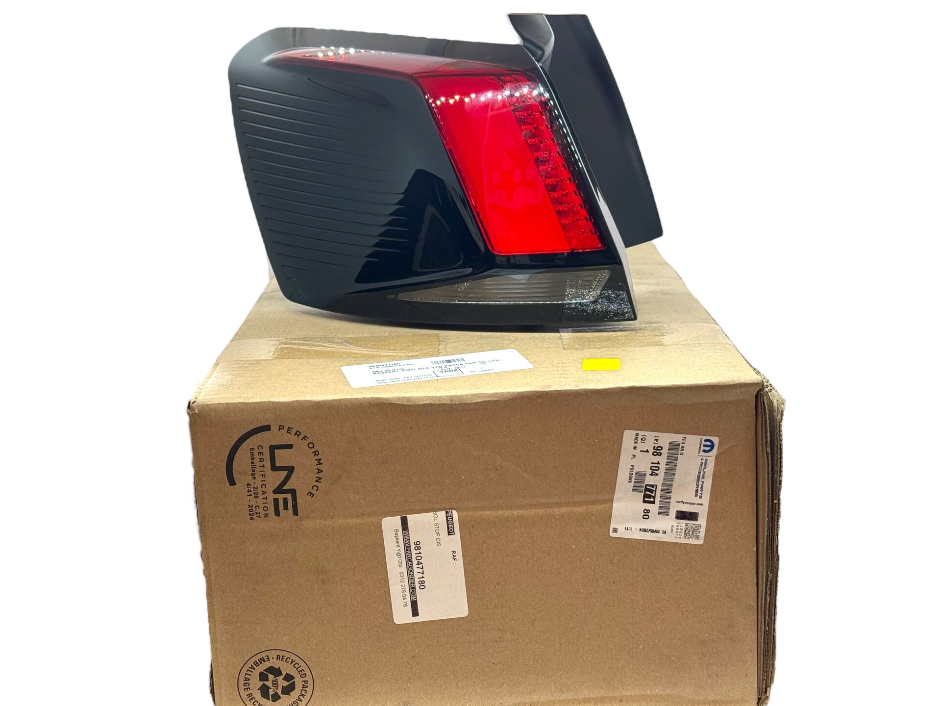 Peugeot 3008 P84 Sol Arka Stop Lambası Orijinal Psa 9810477180